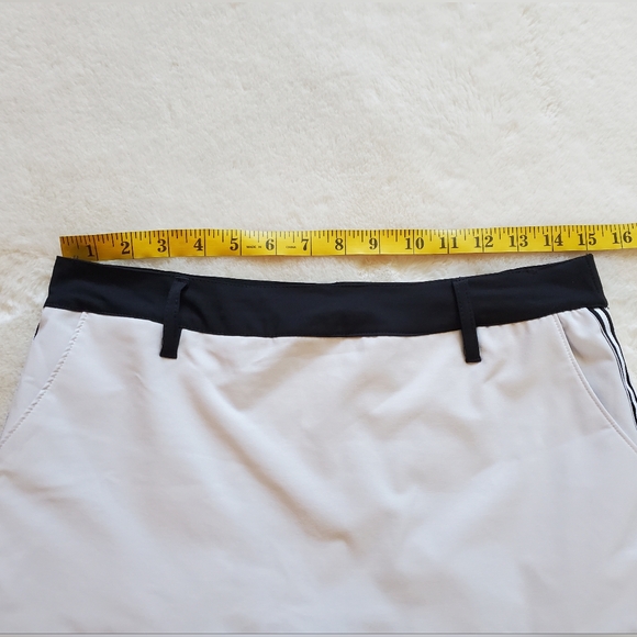 Tribal Sport Pleated Performance Skort Size Small - Picture 6 of 13